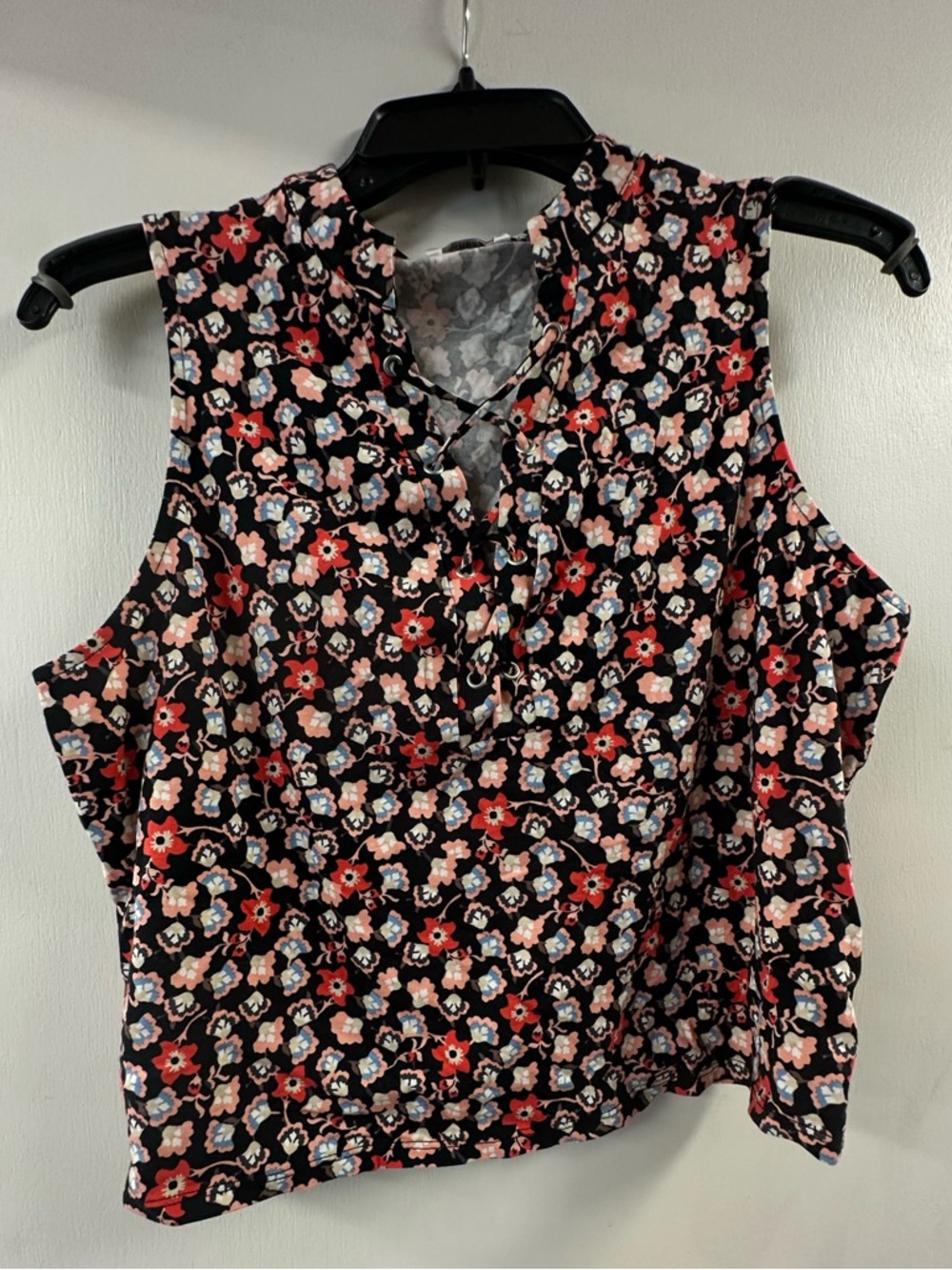 Guess Juniors Floral Crop Top New Size Large